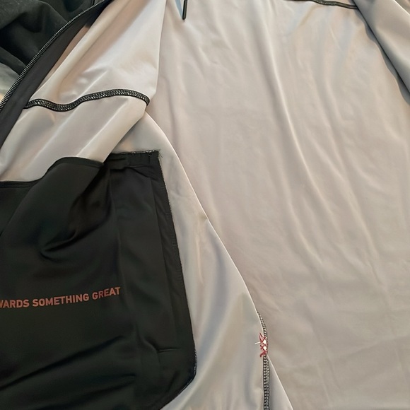 Rhône XL jacket with hood - Picture 12 of 13